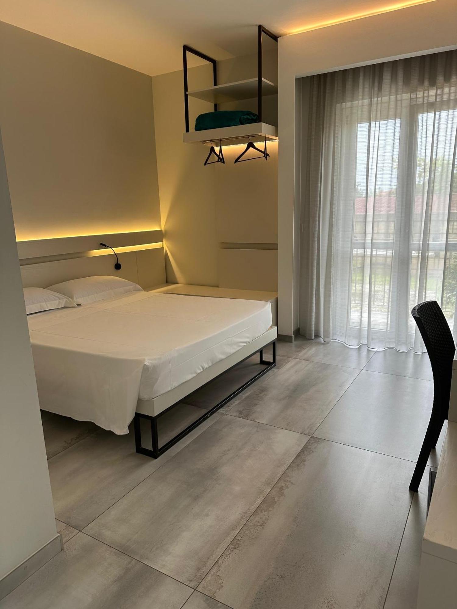 Gabriel Holidays Tropea Exterior foto