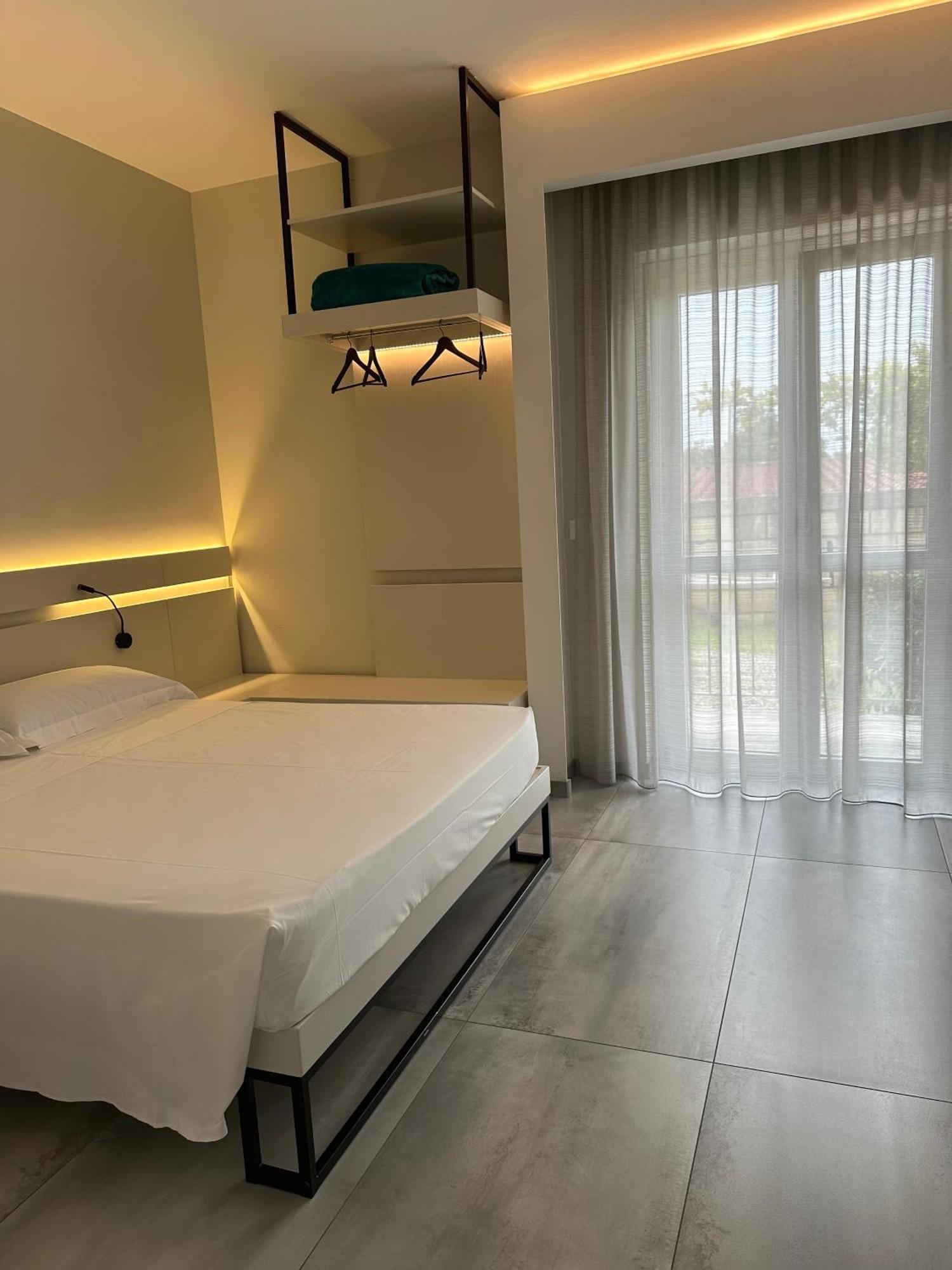 Gabriel Holidays Tropea Exterior foto